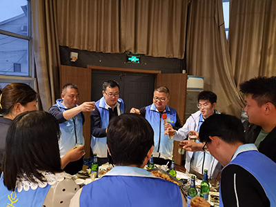 拼搏向前、堅(jiān)韌不拔的歐亞德人！